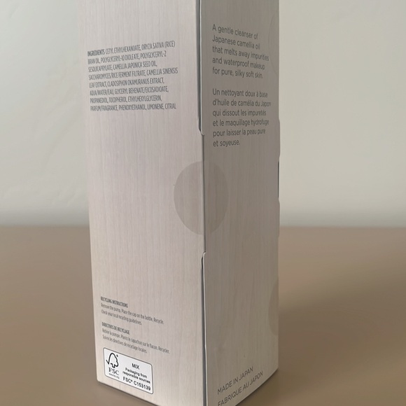 Tatcha Camellia Cleansing - Picture 3 of 4